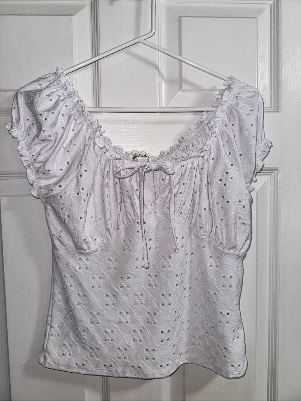 Derek Heart White Eyelet Tie-Front Peasant Top